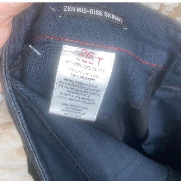 Cult of Individuality Zen Mid Rise Skinny Jean Pants in Black Size 26 NWT - Picture 3 of 7